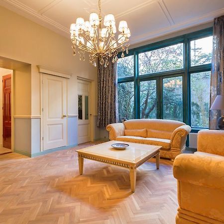 The Royal Suite II - R.Q.C. デン・ハーグ エクステリア 写真